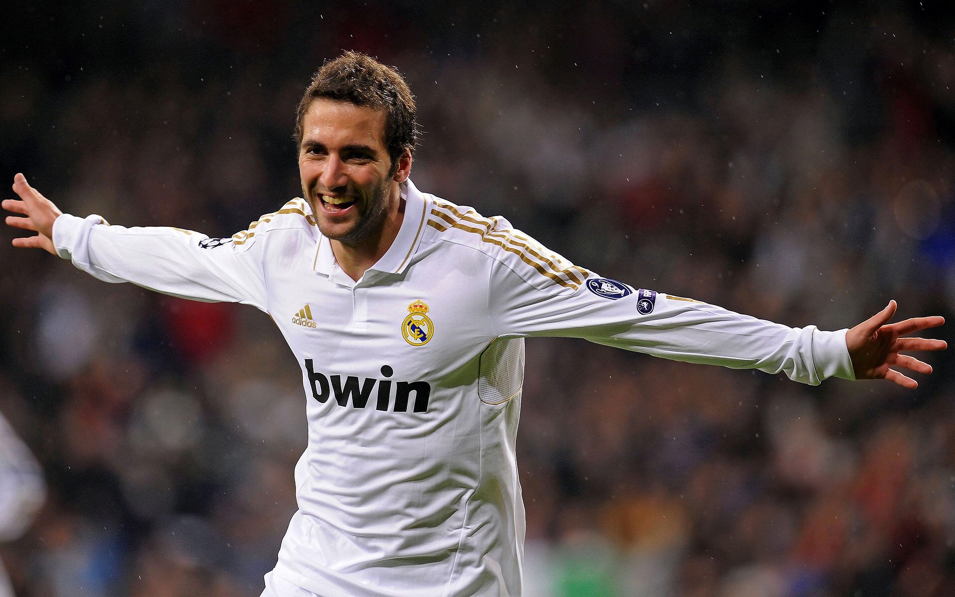 哈兰德新星重要助攻表现突出,公牛前途光明!引发球迷热议